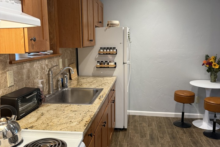 Quaint Cabin in Historic Carson City | Near Tahoe - 4