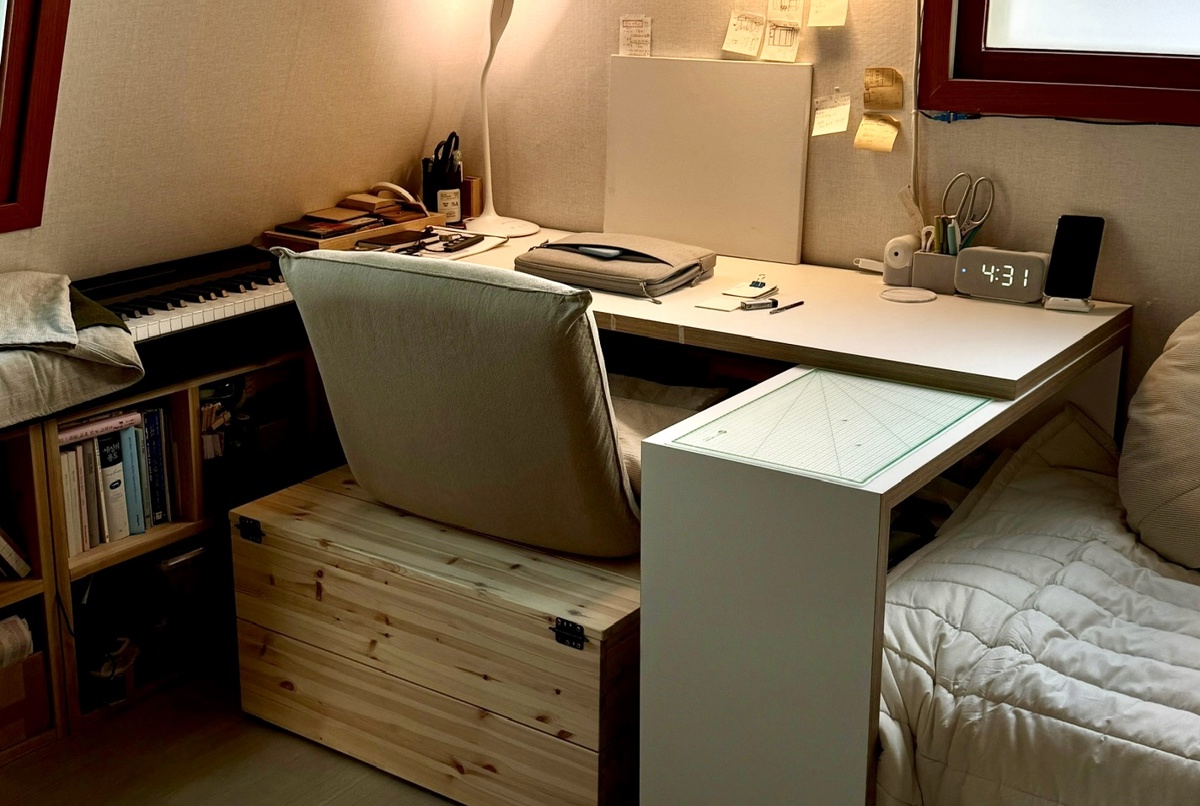 Cocoon in Cool City