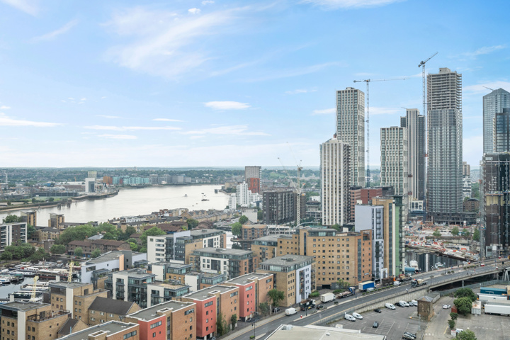 20th floor river view flat - 7