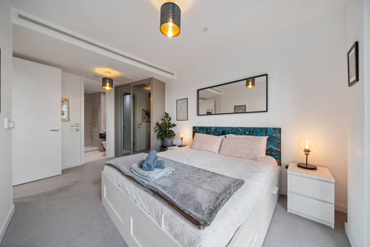 20th floor river view flat - 2