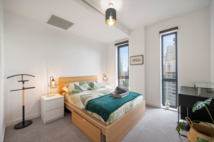 20th floor river view flat - 3