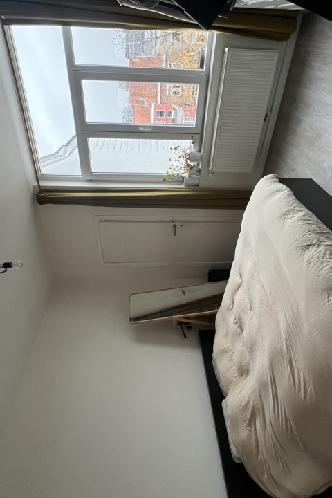 Big Luminous Studio in Brussels - 4