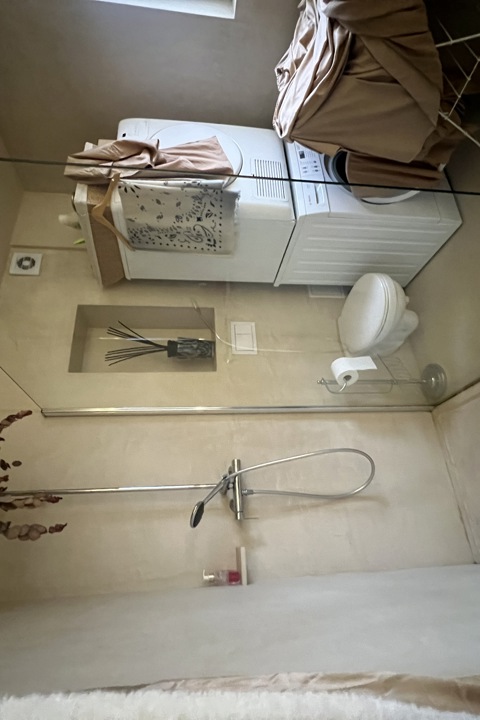 Big Luminous Studio in Brussels - 6