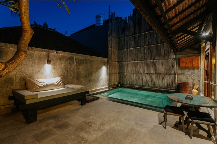 Contemporary one bedder villa in central Canggu - 8