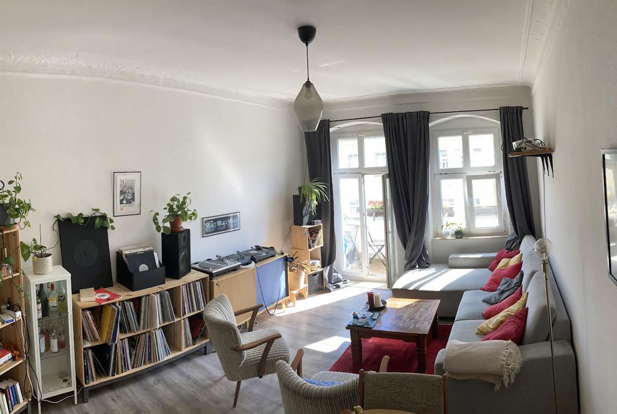 Beautiful and very spacious flat in Friedrichshain