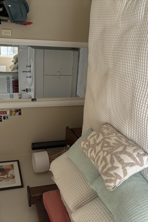 Cosy Coastal Retreat with Private Yards – 3km to S - 6