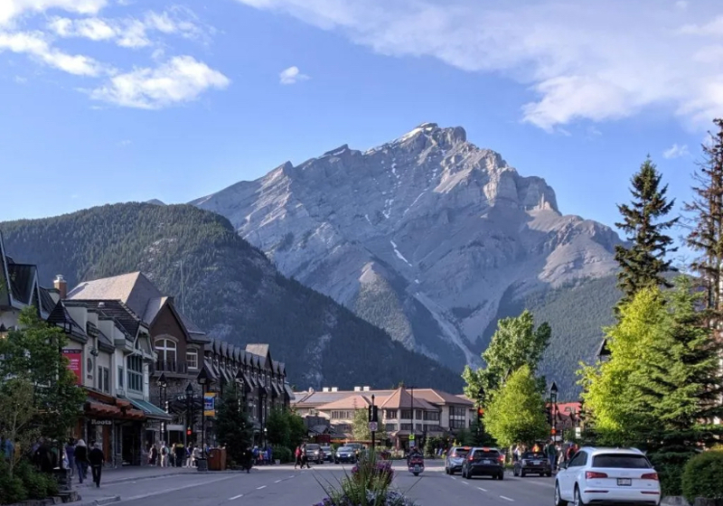 home swap in Banff, Canada