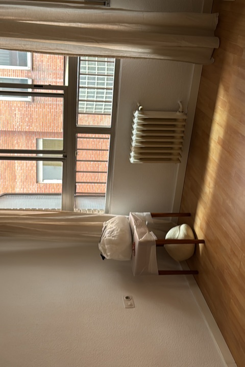 Nice space in very nice location - 3