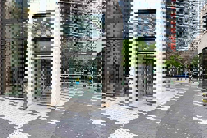 downtown near seawall (the Arc Vancouver) - 21