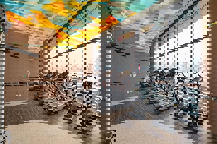 downtown near seawall (the Arc Vancouver) - 29