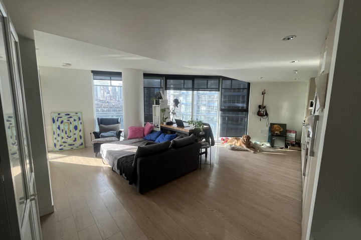 downtown near seawall (the Arc Vancouver) - 1