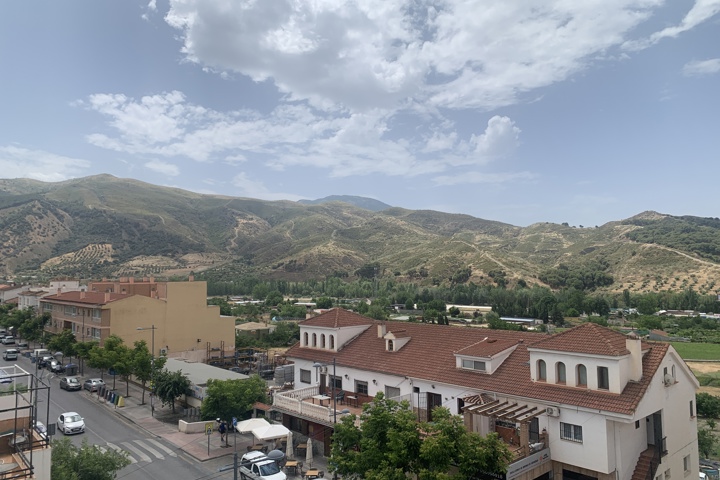 Beautiful house with mountain view and shared pool - 19