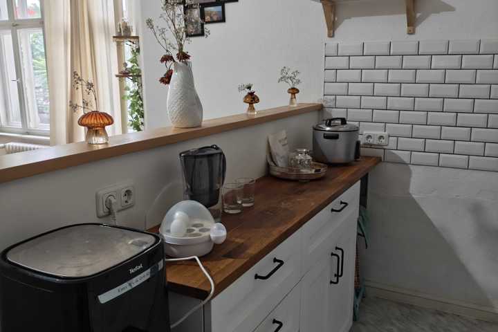 Spacious 78m² Berlin Flat w/ Dedicated Home Office - 3