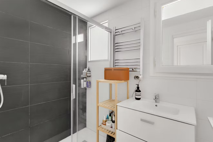 Penthouse in Barcelona with2 private rooftops - 12