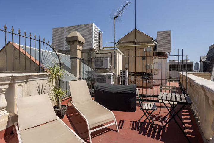 Penthouse in Barcelona with2 private rooftops - 17