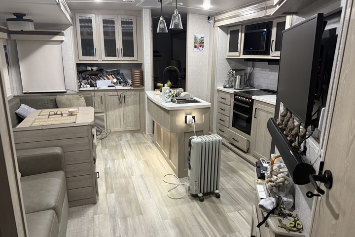 Sun, Surf, and Serenity - 8