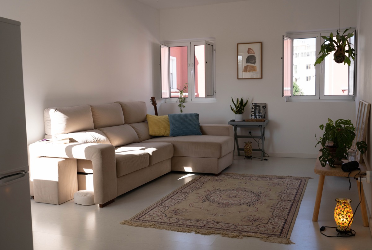 Sunny 2 BR Apartment in Porto Centre