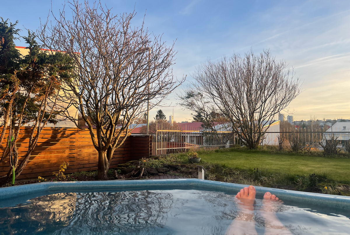 Private home with garden and outdoor jacuzzi