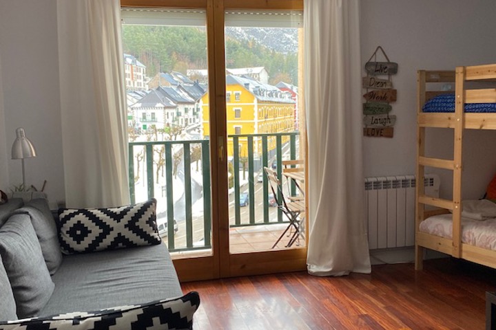 Lovely Apartment in the Mountains - 1