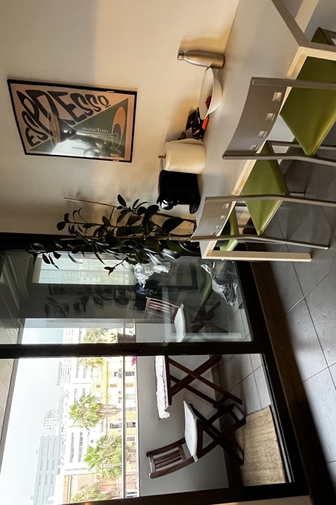 Sunny and spacious apartment in Barcelona - 3