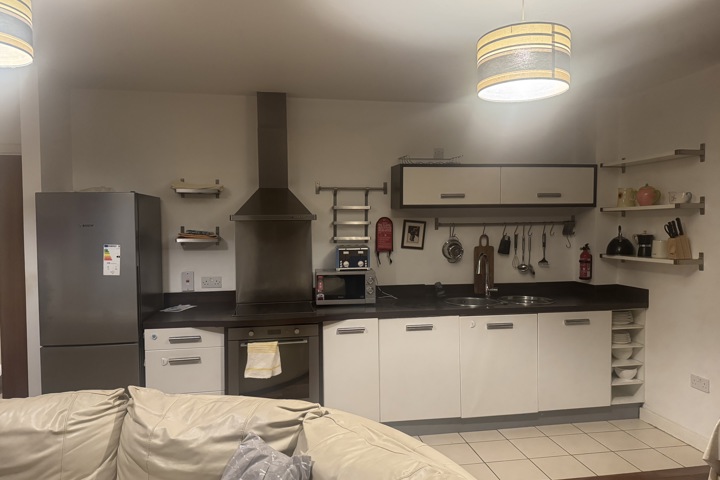 Dublin City Centre Apartment - 2