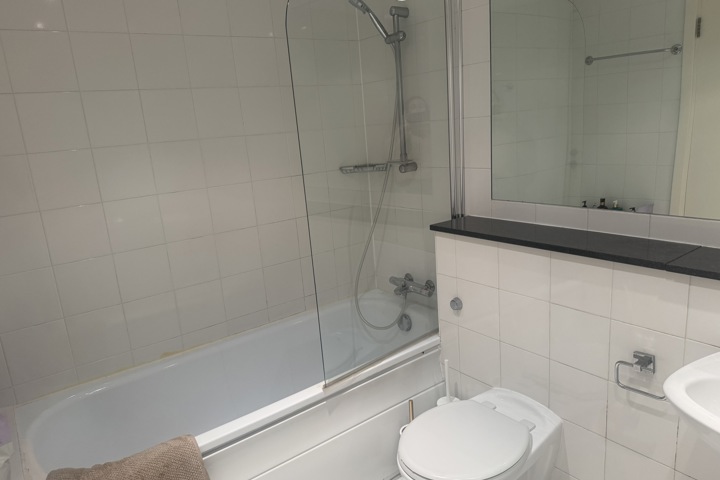 Dublin City Centre Apartment - 6