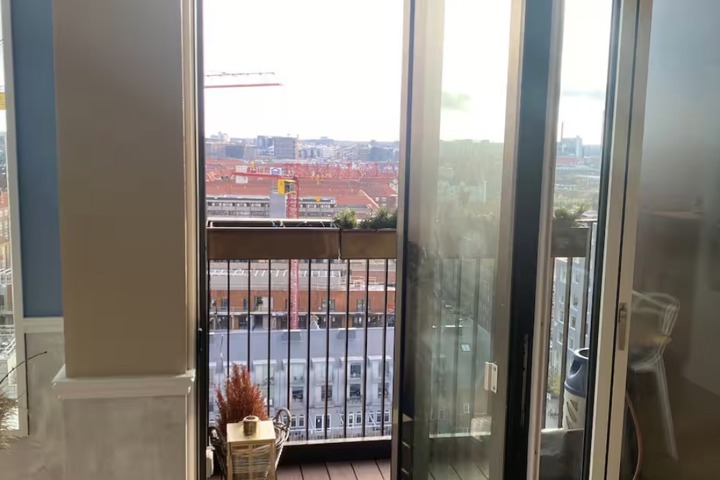 Luxery apartment with city view on 12th floor. - 2