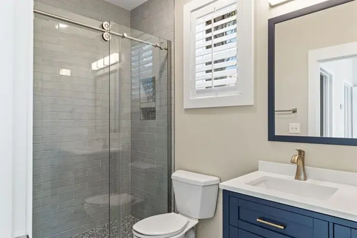 Betwixt the Southern Charm and Beaches - 11