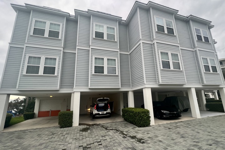 Treasure Island Townhouse on the Bay - 1
