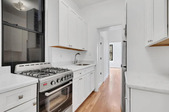 Cozy One Bedroom Near Columbus Circle - 3