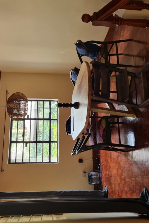 Large bungalow in green oasis of Nairobi - 12