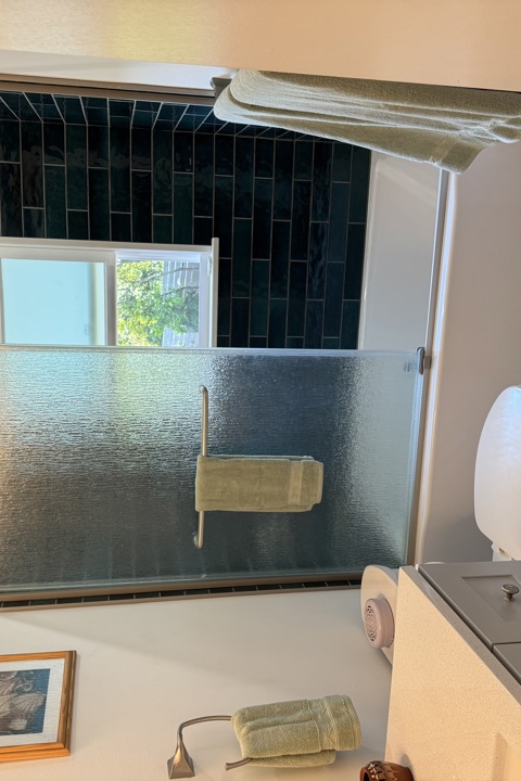 Harbor view/ Newly Renovated - 12