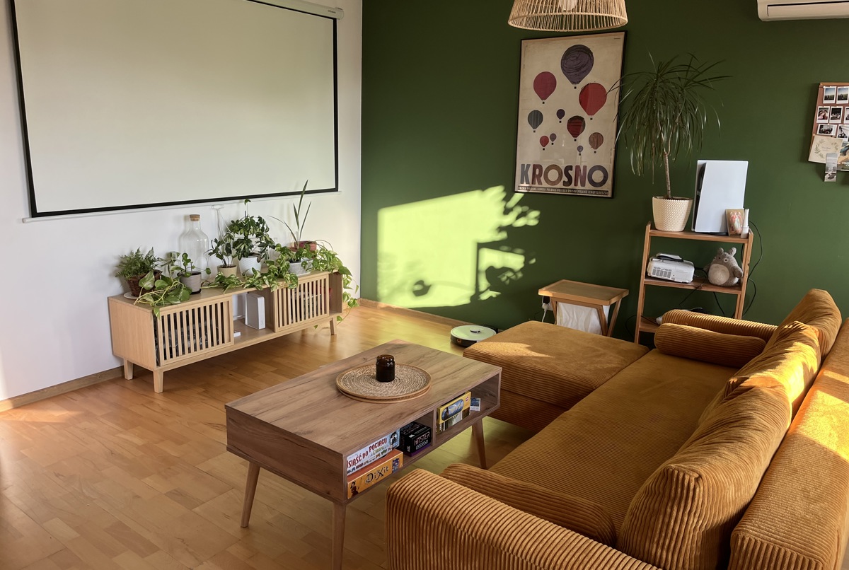 Sunny apartment in the green district of Krakow