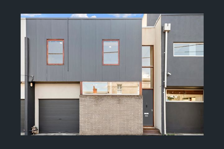 Modern Inner City Family Townhouse - 12