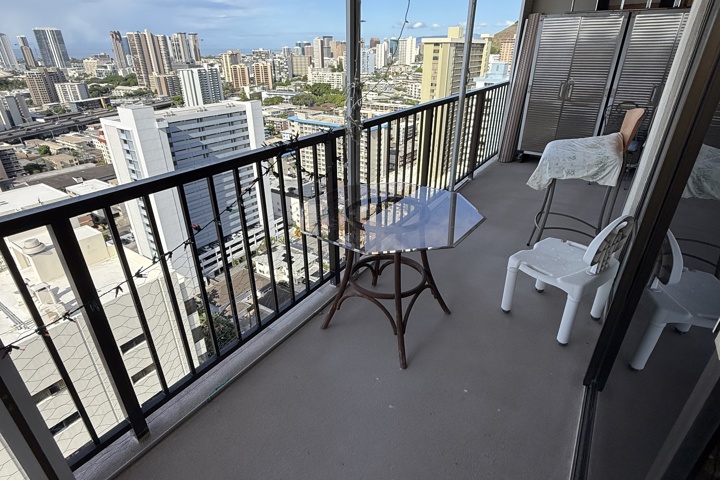 Hawaiian Lookout - 1