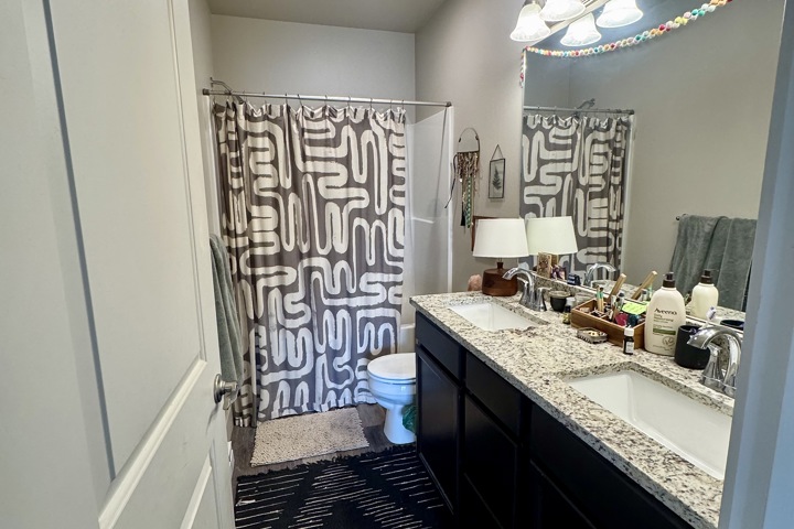 Sunny Big Sky Condo w/ Sauna & Mountain Views - 11