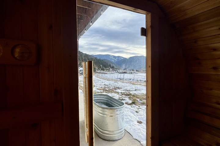 Sunny Big Sky Condo w/ Sauna & Mountain Views - 15