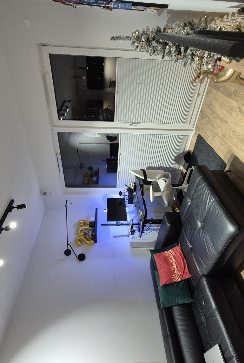 Comfy Warsaw City Nest