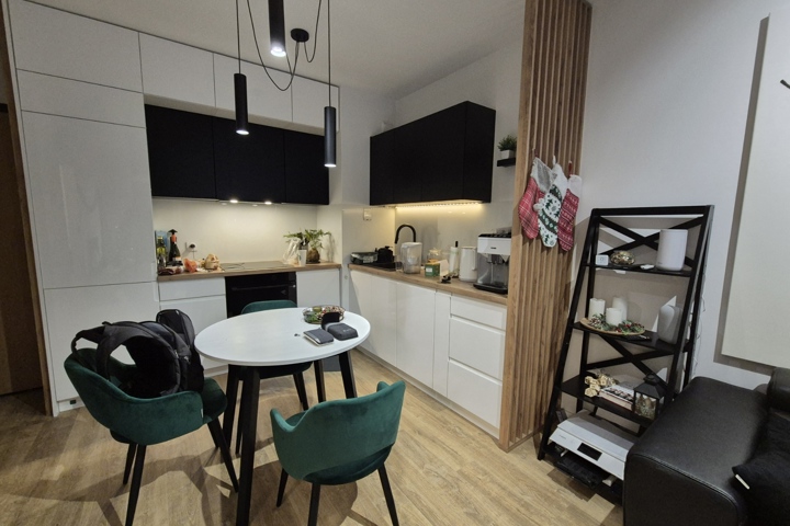 Comfy Warsaw City Nest - 1