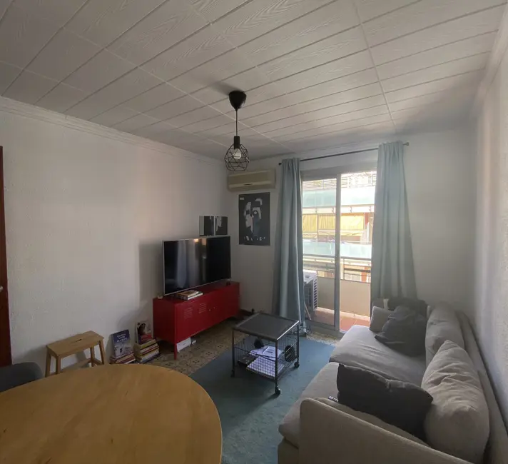 Barcelona, Spain 1 bed · 1 workspace · 305 Mbps WiFi