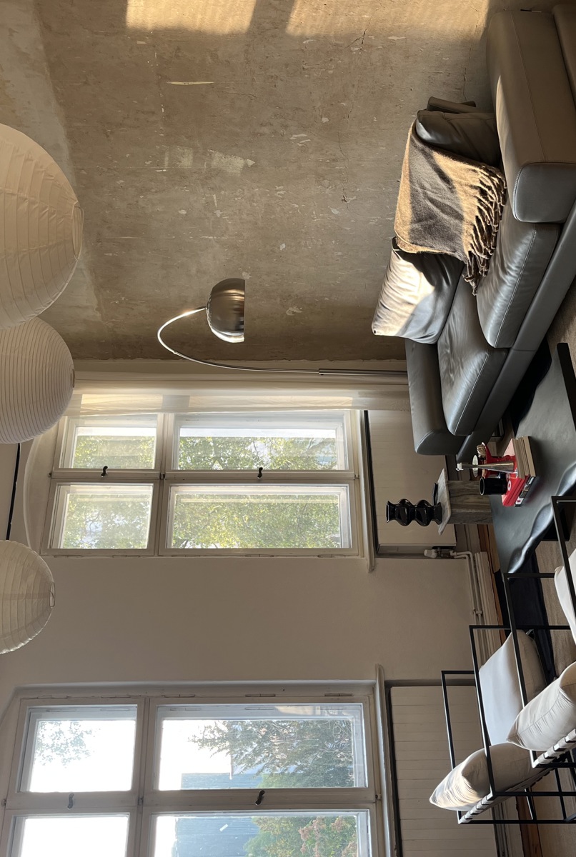 Bright & Charming Altbau Flat in Central Berlin