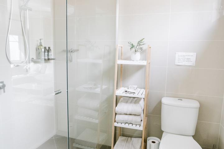 Romantic Bush Retreat, Pool, Tennis & Fire Pit - 2