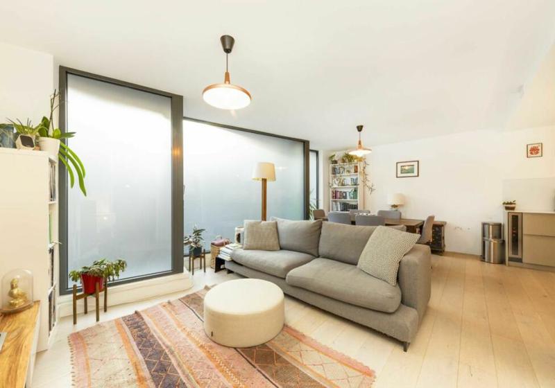 home swap in London, England