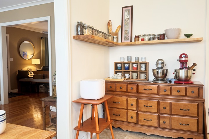 Cape Cod House in America's Maple Leaf City - 5