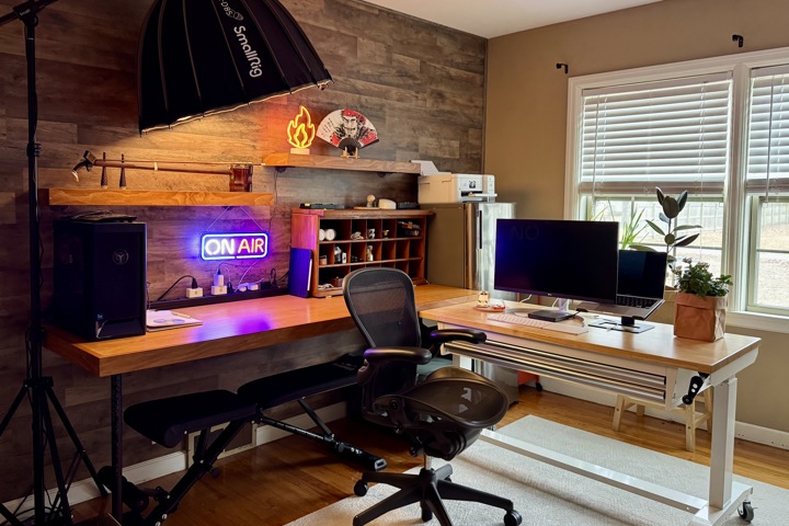 Cape Cod House in America's Maple Leaf City - 14