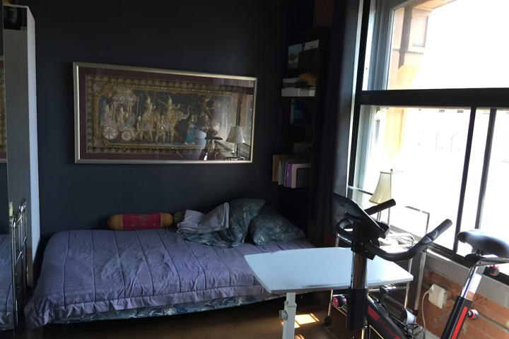 Historic and Vibrant DTLA Loft - 4