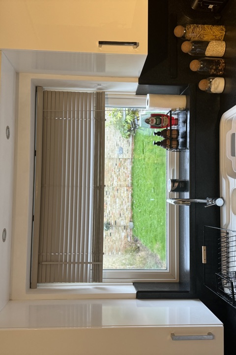 Home from home, Outskirts of London - 4