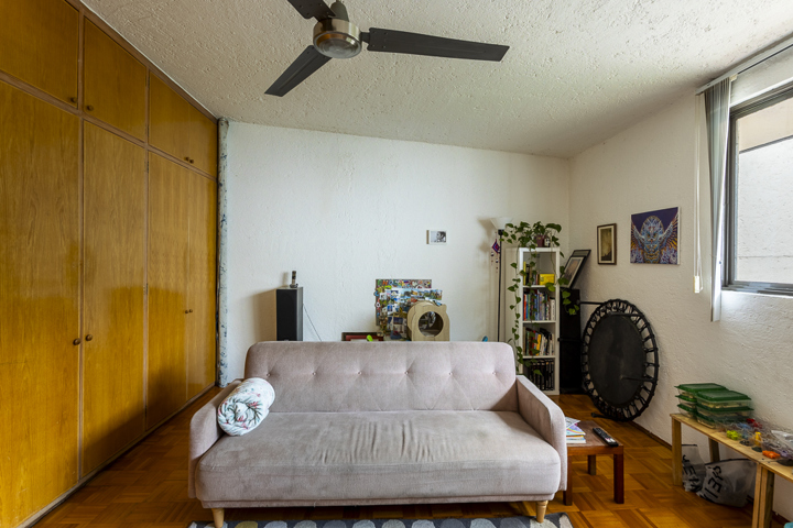 GREAT HOUSE IN GLAMOROUS LOMAS ALTAS - 11