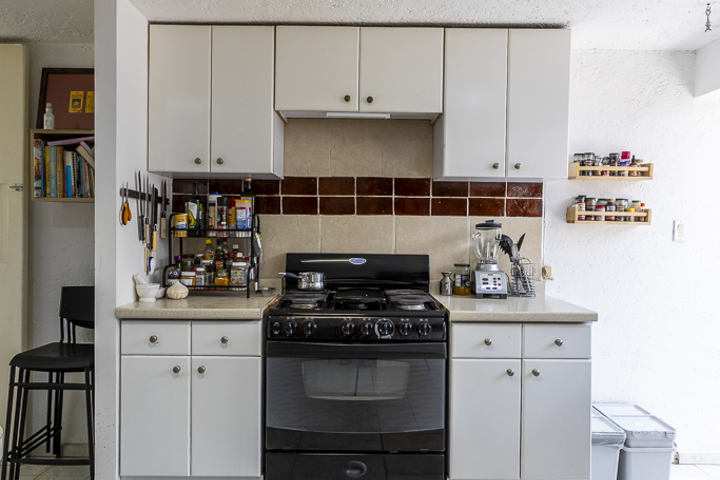 GREAT HOUSE IN GLAMOROUS LOMAS ALTAS - 15