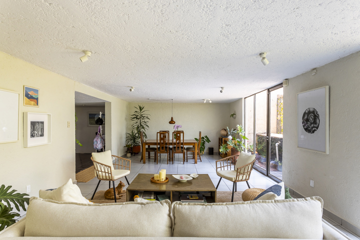 GREAT HOUSE IN GLAMOROUS LOMAS ALTAS - 2